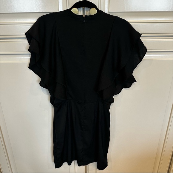 Avec Les Filles Women’s Black Ruffle Flutter Sleeve LBD Deep V Neck Mini Dress M - Picture 9 of 10